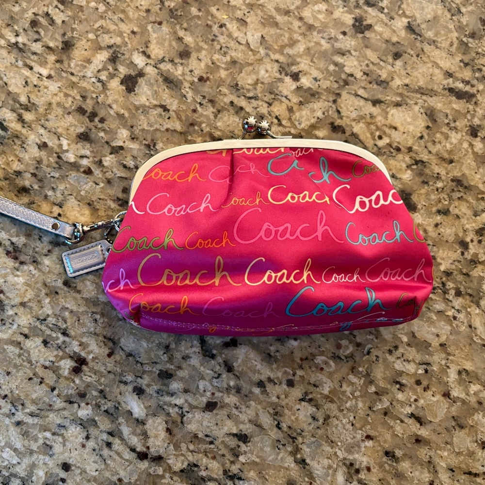 COACH SATIN & SILVER FRAMED COIN WRISTLET